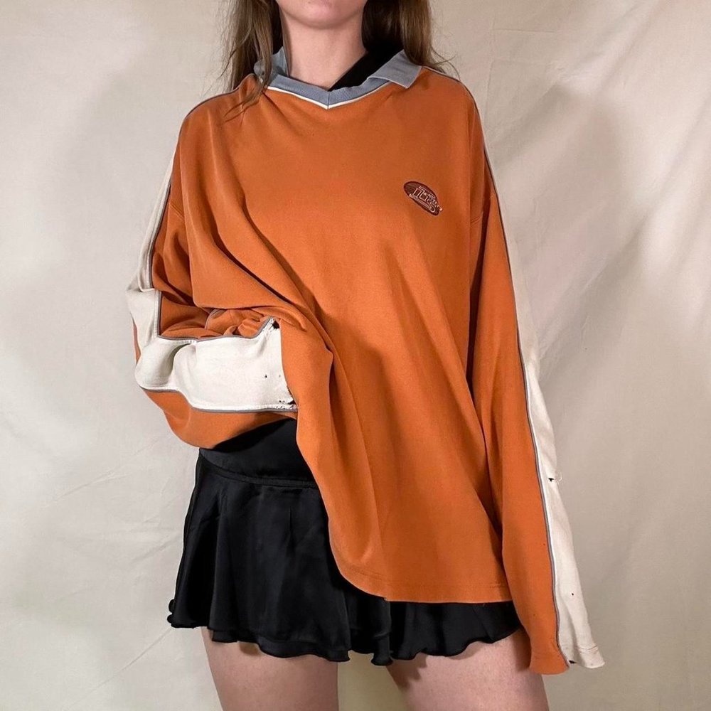 Vintage long sleeve NOIZE casual shirt w/ collar